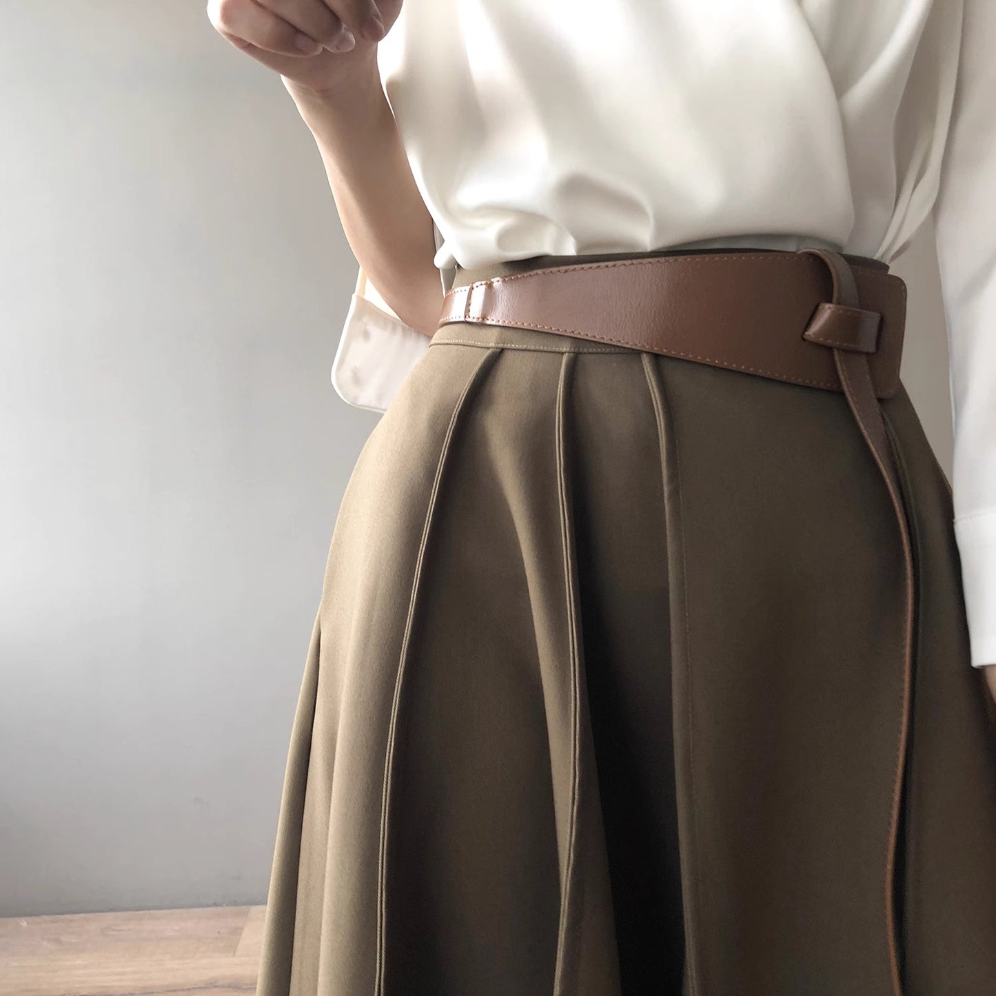 Origami Buckle Leather Belt