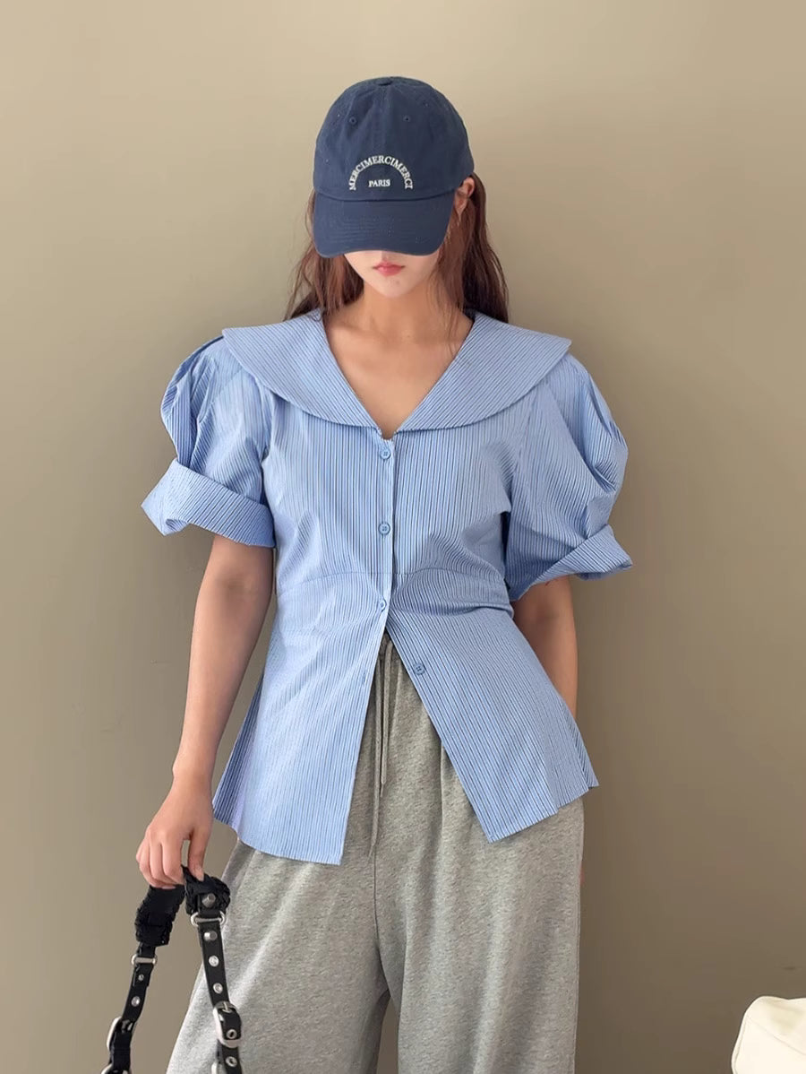 Orchid Moda blue puff sleeve short set top with wide collar and button front
